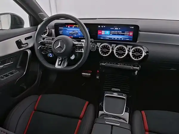 MERCEDES-BENZ A-KLASSE (7/10)