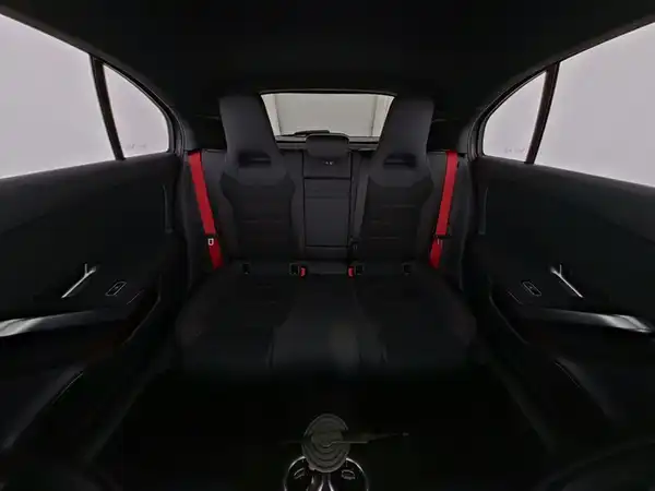 MERCEDES-BENZ A-KLASSE (10/10)