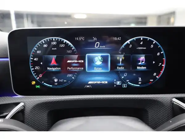 MERCEDES-BENZ A-KLASSE (17/26)