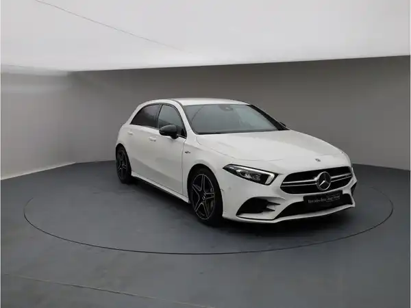 MERCEDES-BENZ A-KLASSE (8/26)