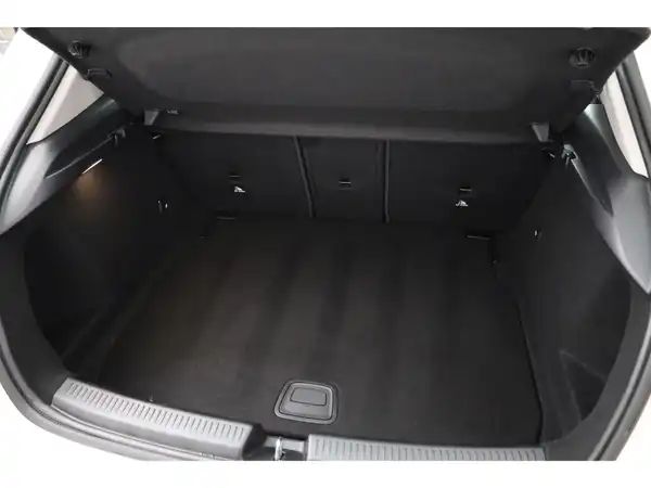 MERCEDES-BENZ A 180 (19/21)
