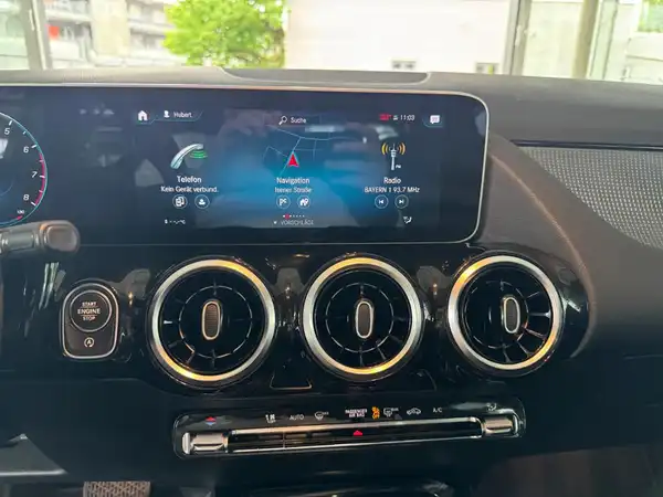 MERCEDES-BENZ B 200 (18/19)