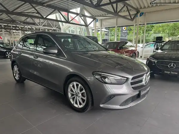 MERCEDES-BENZ B 200 (6/19)