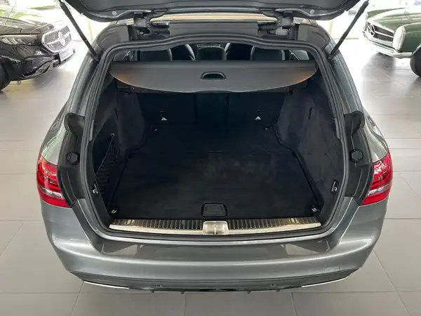 MERCEDES-BENZ C 400 (13/31)
