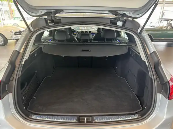MERCEDES-BENZ C 220 d (12/20)