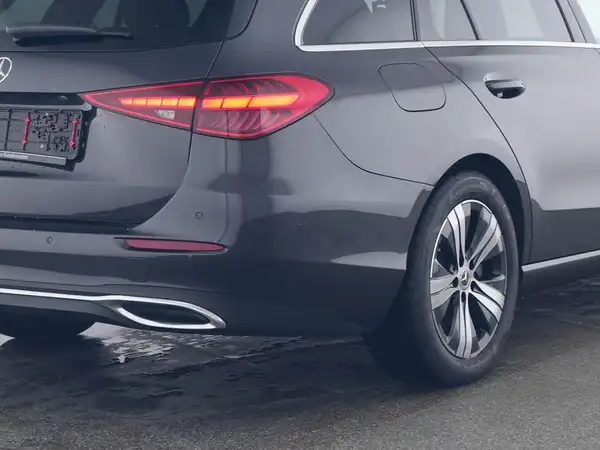 MERCEDES-BENZ C 180 (5/10)