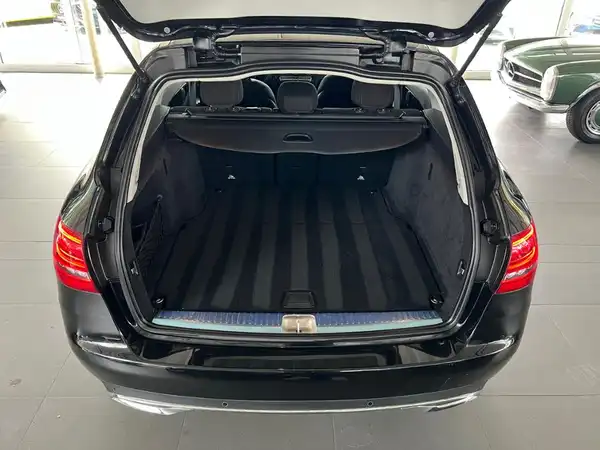MERCEDES-BENZ C 200 (13/24)