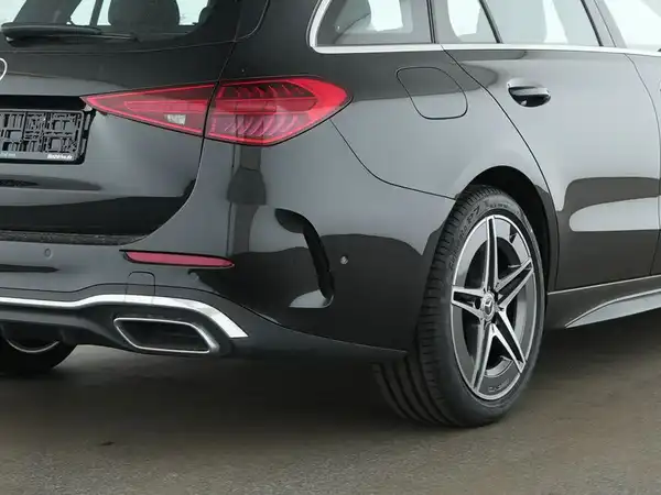 MERCEDES-BENZ C 200 AMG Line (5/10)