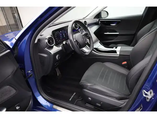 MERCEDES-BENZ C 300 (11/25)