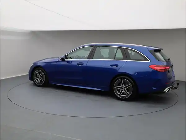 MERCEDES-BENZ C 300 (4/25)
