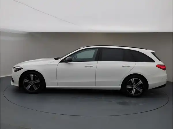 MERCEDES-BENZ C 220 d (3/24)