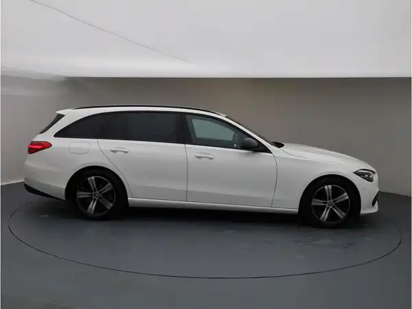 MERCEDES-BENZ C 220 d (7/24)