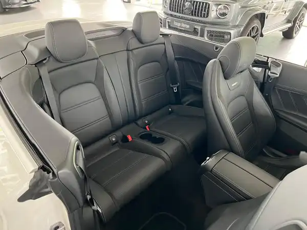 MERCEDES-BENZ C-KLASSE (13/31)