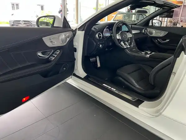 MERCEDES-BENZ C-KLASSE (10/31)