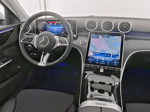 MERCEDES-BENZ C 180 (6/10)