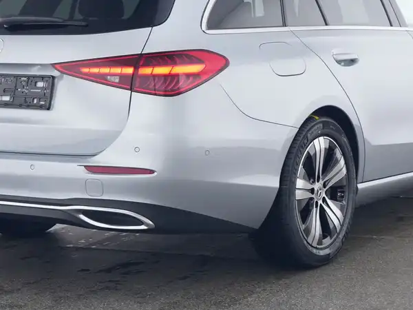 MERCEDES-BENZ C 180 (10/10)