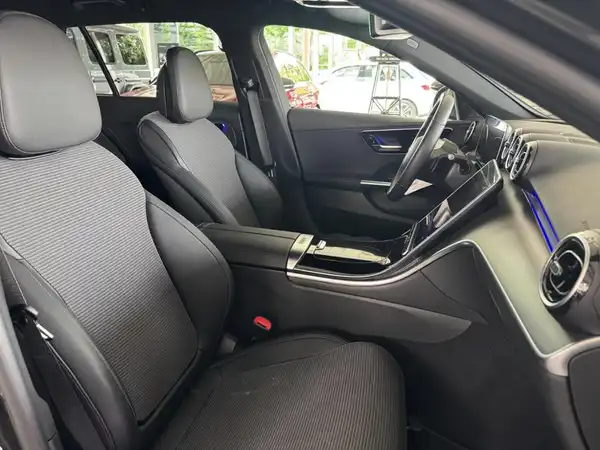 MERCEDES-BENZ C 180 (17/22)
