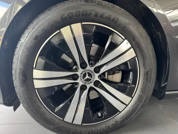 MERCEDES-BENZ C 180 (22/22)