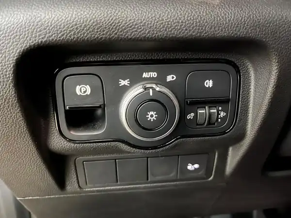 MERCEDES-BENZ CITAN (23/24)