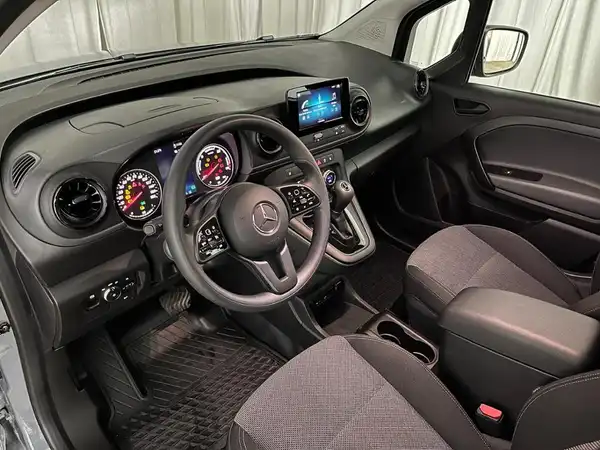 MERCEDES-BENZ CITAN (8/24)
