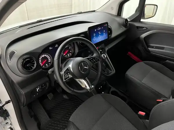 MERCEDES-BENZ CITAN (8/26)