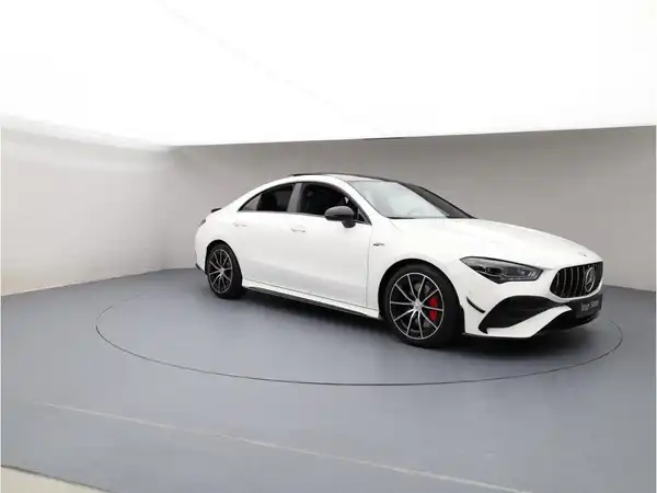 MERCEDES-BENZ CLA (8/21)