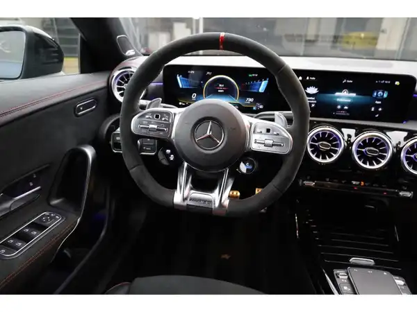 MERCEDES-BENZ AMG CLA 45 (15/28)