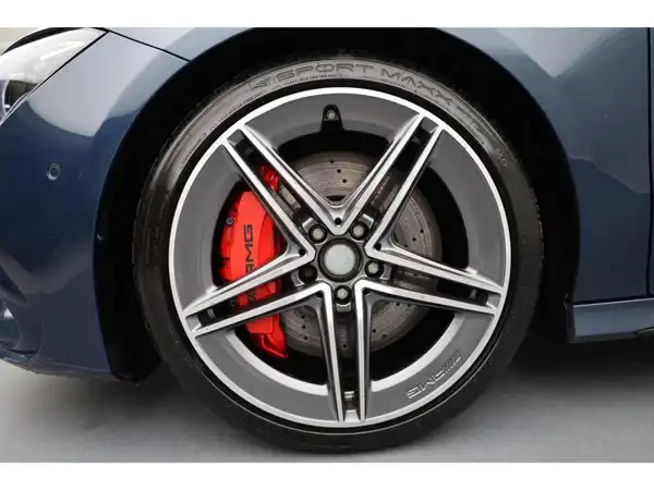 MERCEDES-BENZ AMG CLA 45 (28/28)