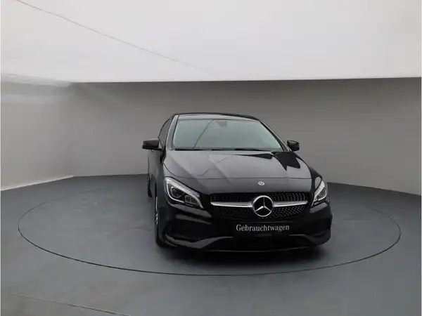 MERCEDES-BENZ CLA 200 (8/23)