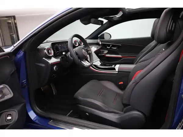 MERCEDES-BENZ AMG CLE 53 (11/27)