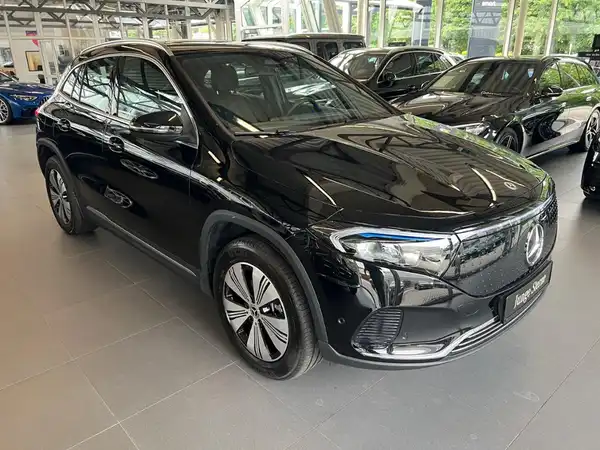 MERCEDES-BENZ EQA (4/25)