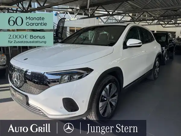 MERCEDES-BENZ EQA (2/18)