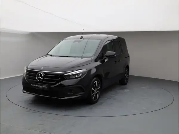 MERCEDES-BENZ EQT (3/25)