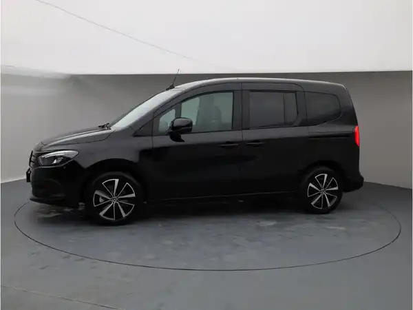 MERCEDES-BENZ EQT (4/25)