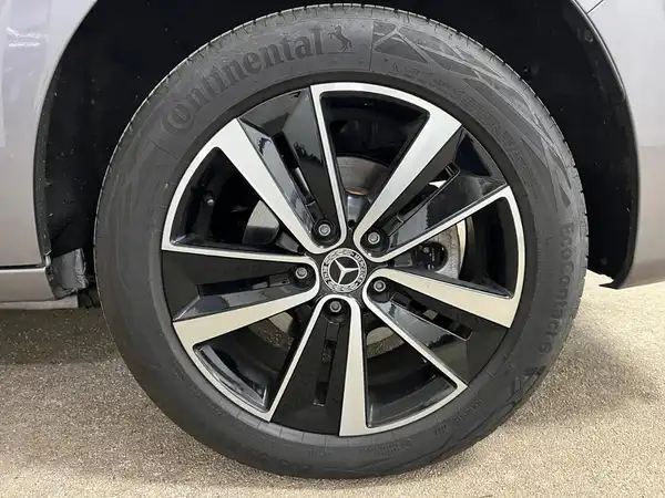 MERCEDES-BENZ EQT (20/20)