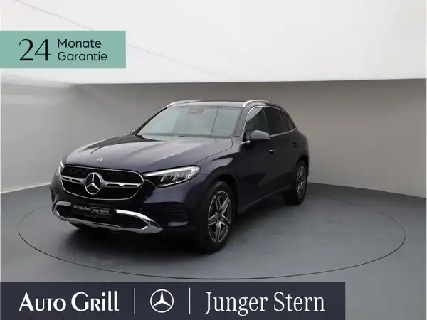 MERCEDES-BENZ GLC (2/28)