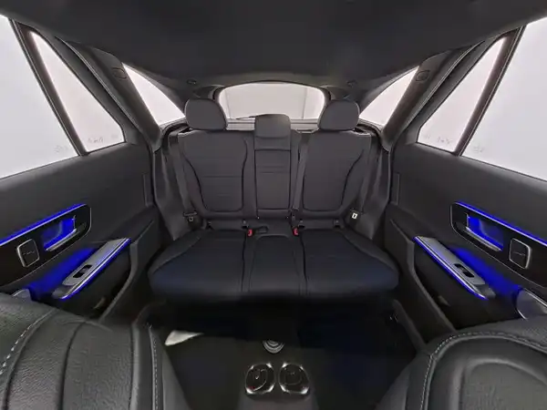 MERCEDES-BENZ GLC (9/10)