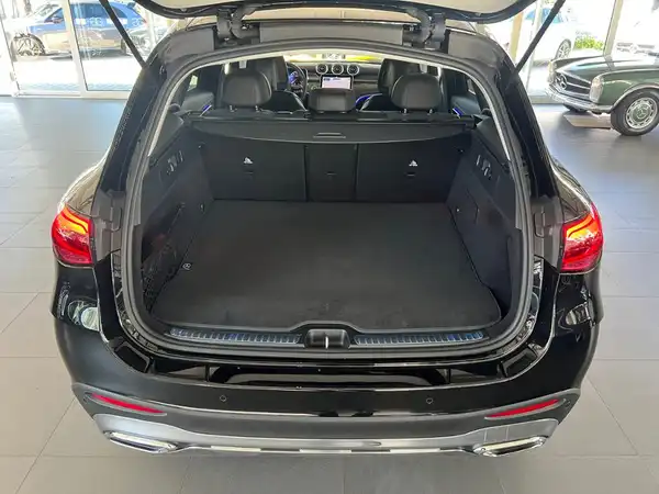 MERCEDES-BENZ GLC (13/27)