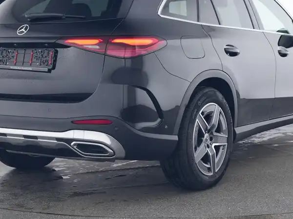 MERCEDES-BENZ GLC (5/10)