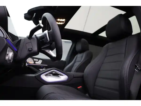 MERCEDES-BENZ GLS (27/30)