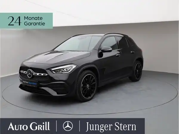MERCEDES-BENZ GLA (1/19)