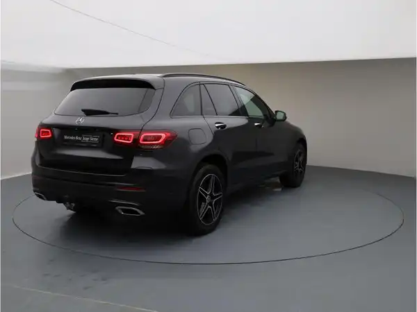 MERCEDES-BENZ GLC (6/26)