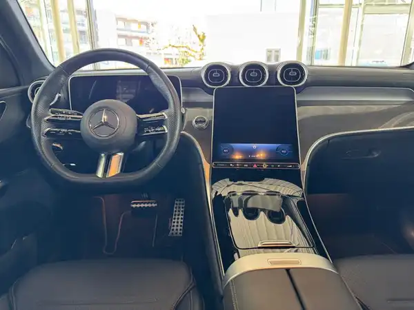 MERCEDES-BENZ GLC (14/18)
