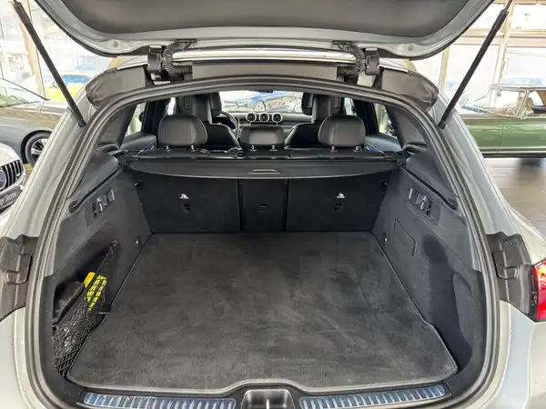 MERCEDES-BENZ GLC (10/18)