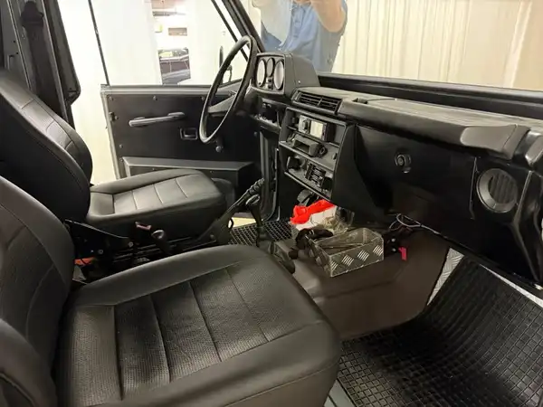 MERCEDES-BENZ G-KLASSE (26/27)