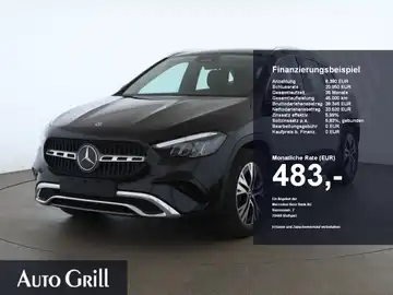 MERCEDES-BENZ GLA 200 (1/11)