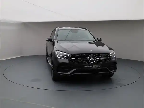 MERCEDES-BENZ GLC (8/23)