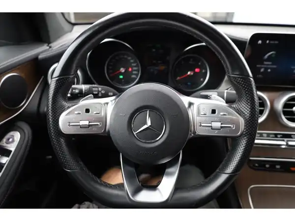 MERCEDES-BENZ GLC (14/26)