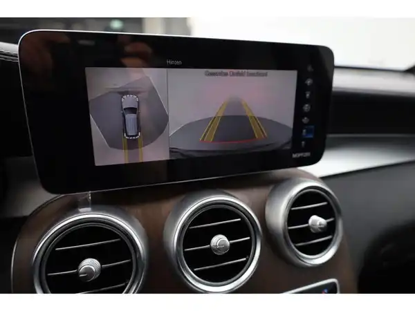 MERCEDES-BENZ GLC (15/26)