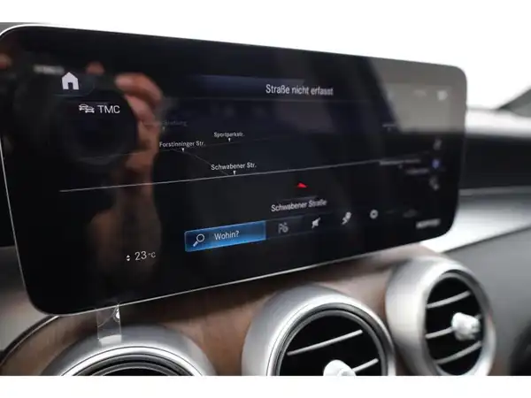 MERCEDES-BENZ GLC (16/26)